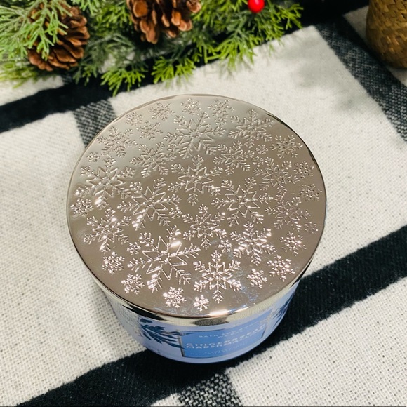 Gingerbread Marshmallow Bath & Body Works Candle - Picture 3 of 5